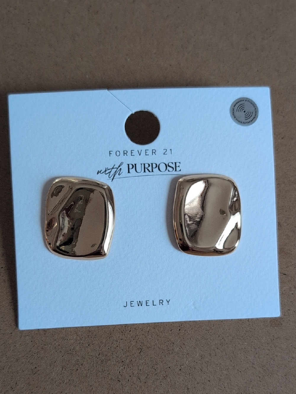 Forever 21 Shiny Gold Rounded Square Stud Earrings